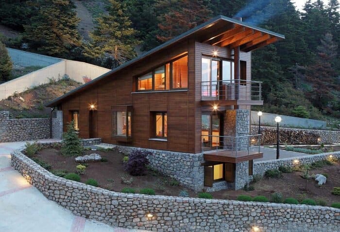 Комбинированные дома из камня и дерева